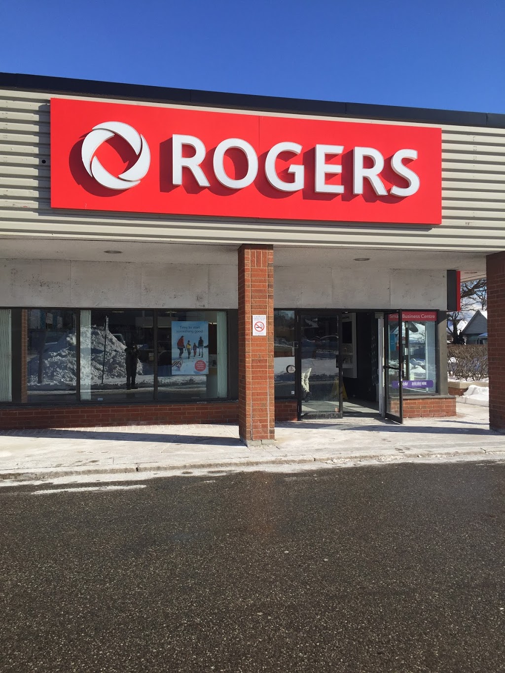 Rogers | 2490 Gerrard St E, Scarborough, ON M1N 1W8, Canada | Phone: (416) 699-1465
