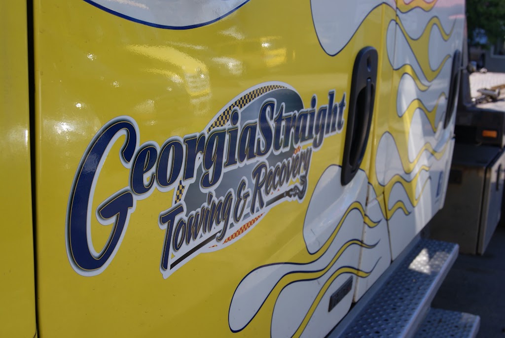 Georgia Straight Towing & Recovery | 2431 Cousins Ave, Courtenay, BC V9N 3N6, Canada | Phone: (250) 338-9899