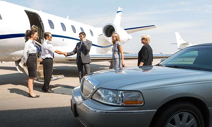 Airport Taxi Toronto Yyz | 21 Nutwood Way, Brampton, ON L6R 0X7, Canada | Phone: (844) 674-6446