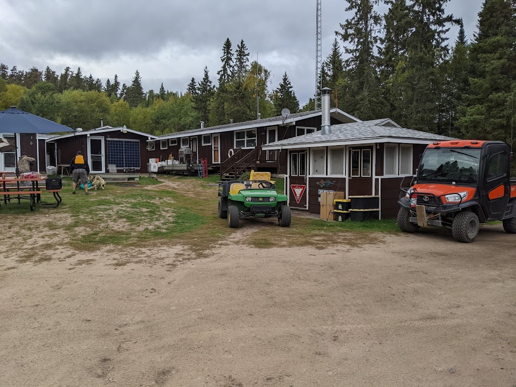 Crow Duck lake camp | Manitoba R0E 1N0, Canada | Phone: (204) 222-7307