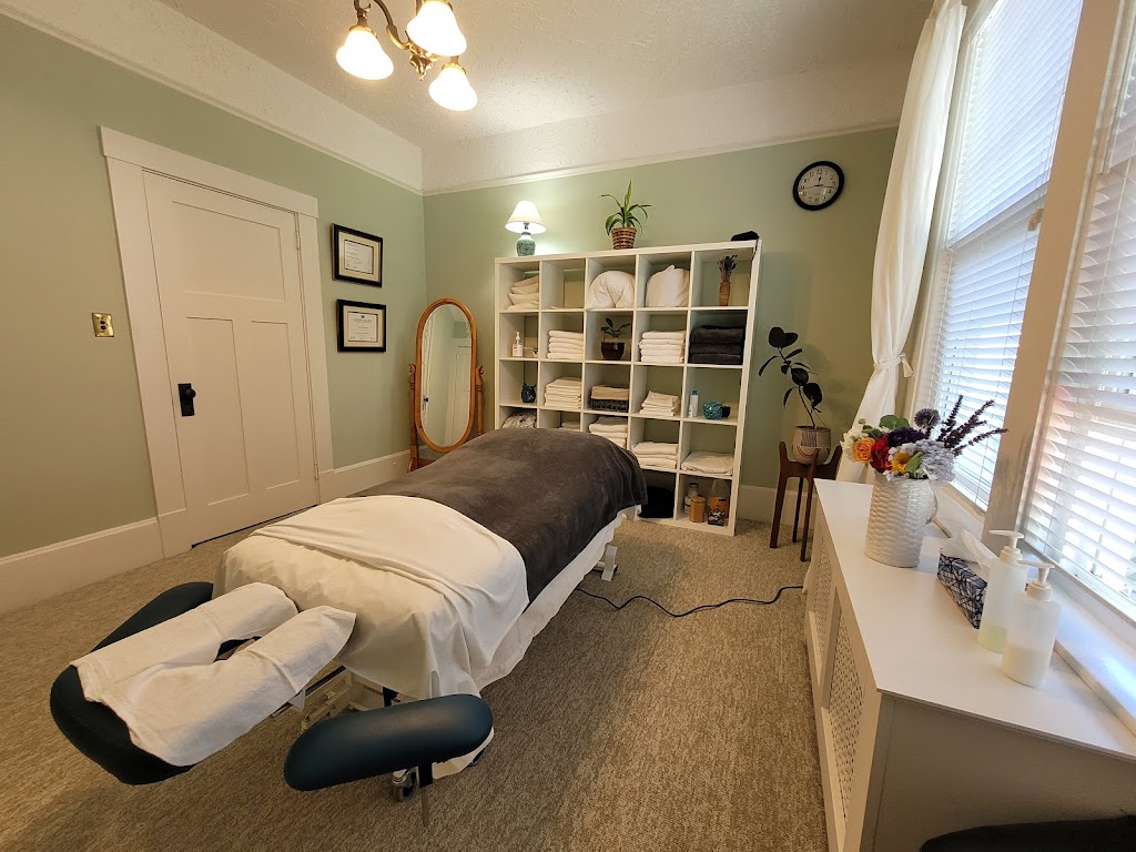 Townsite Massage Therapy | 5670 Marine Ave, Powell River, BC V8A 2M3, Canada | Phone: (604) 905-8028