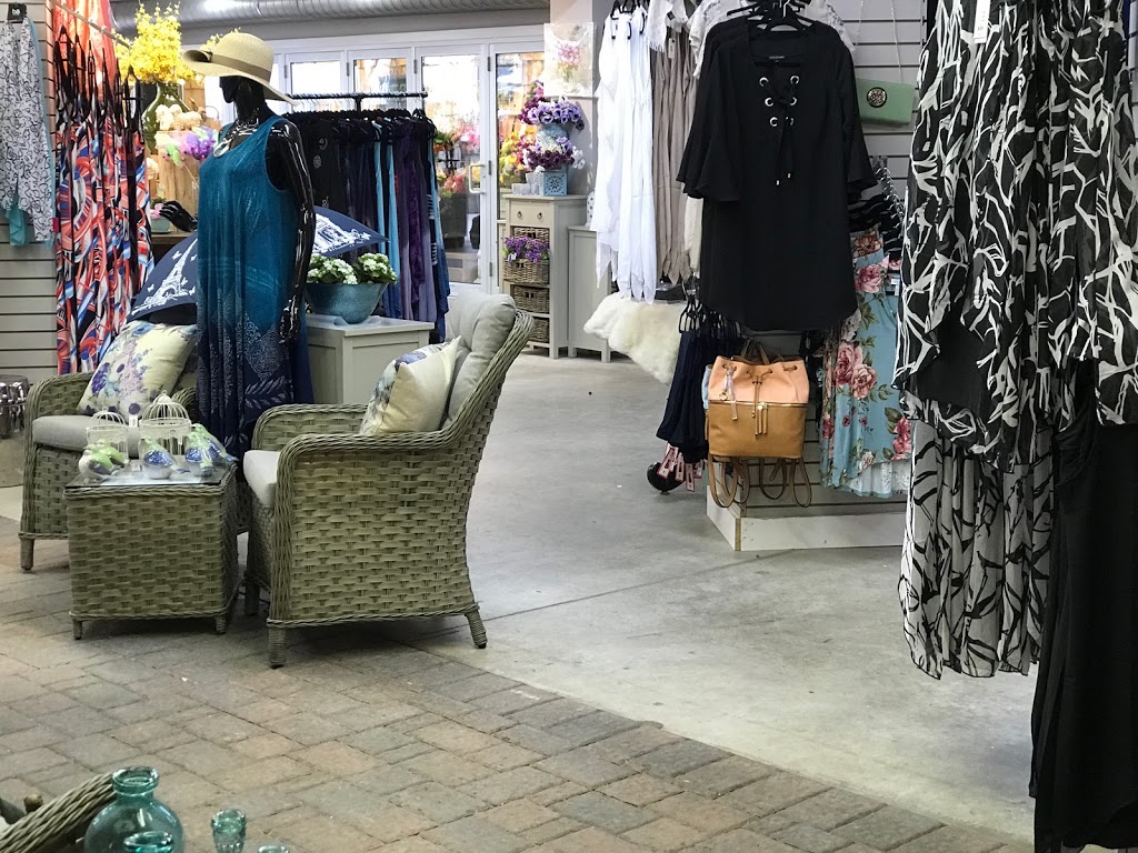 Van Belle Floral Shoppes | 1979 Hwy. # 2 R.R. 6, Bowmanville, ON L1C 6E3, Canada | Phone: (905) 623-4441