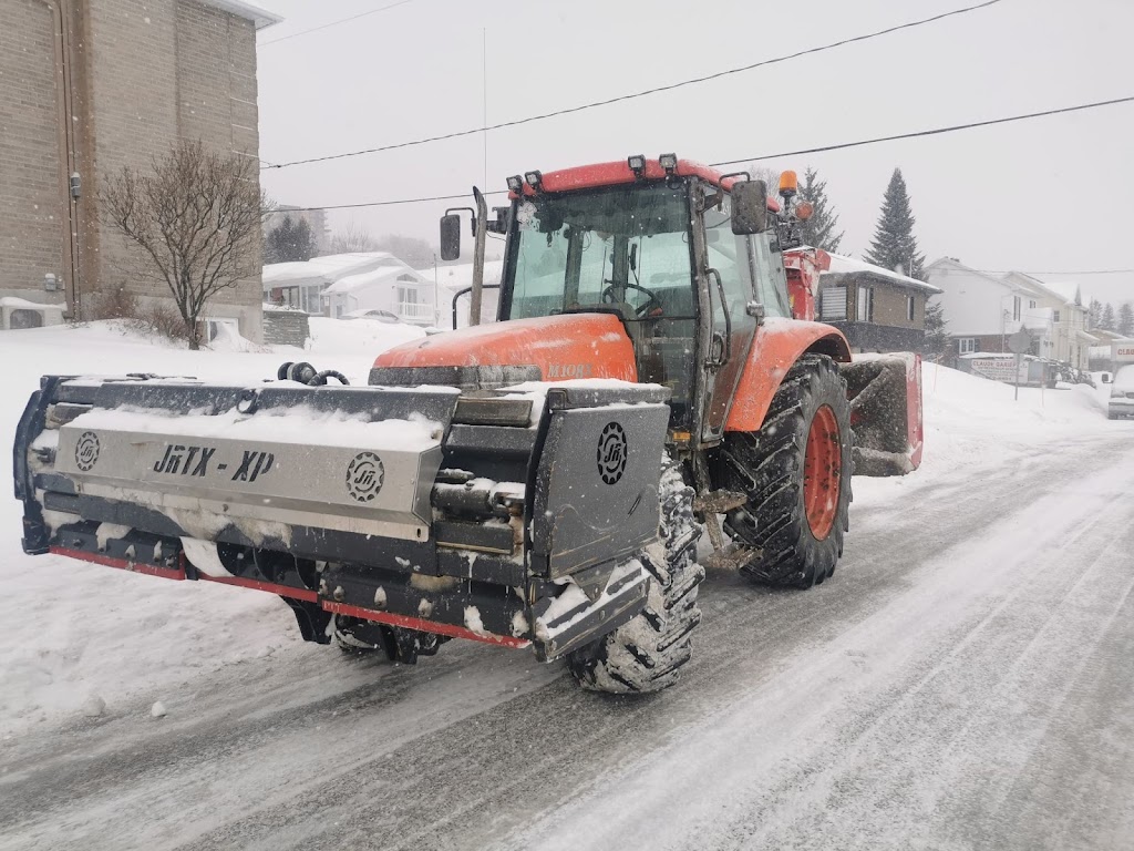 Entretien V Boudreault Inc - Déneigement Boischatel | 227 Rue des Saphirs, Boischatel, QC G0A 1H0, Canada | Phone: (581) 580-5140