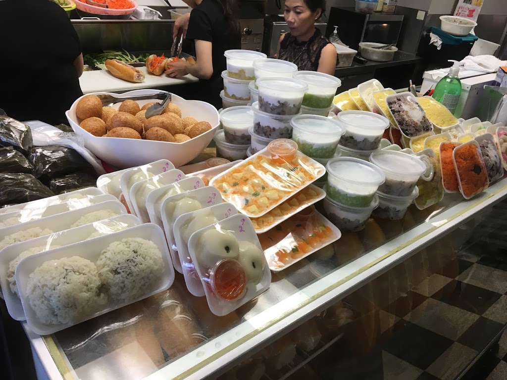 Saigon Deli | 4527 8 Ave SE, Calgary, AB T2A 4X2, Canada | Phone: (403) 273-8820