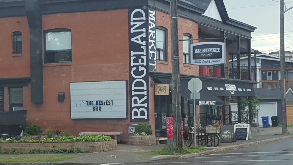 Bridgeland Market | 1104 1 Ave NE, Calgary, AB T2E 0C8, Canada | Phone: (403) 269-2381