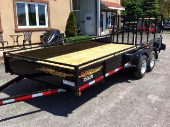 First Class Trailers | 5280 County Rd 17, Alfred, ON K0B 1A0, Canada | Phone: (613) 679-4393