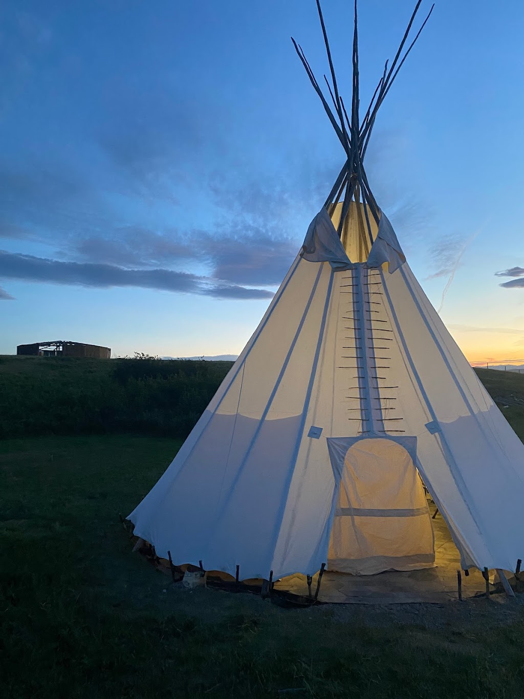 Pale Horse Tipi Camp | SE 1/4 Sec 32 twp7 rge27 w4m, Brocket, AB T0K 0H0, Canada | Phone: (403) 332-3840