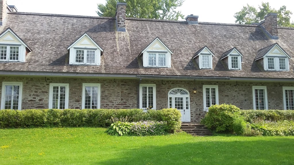 La Maison Trestler | 85 Chemin de la Commune, Vaudreuil-Dorion, QC J7V 2C3, Canada | Phone: (450) 455-6290