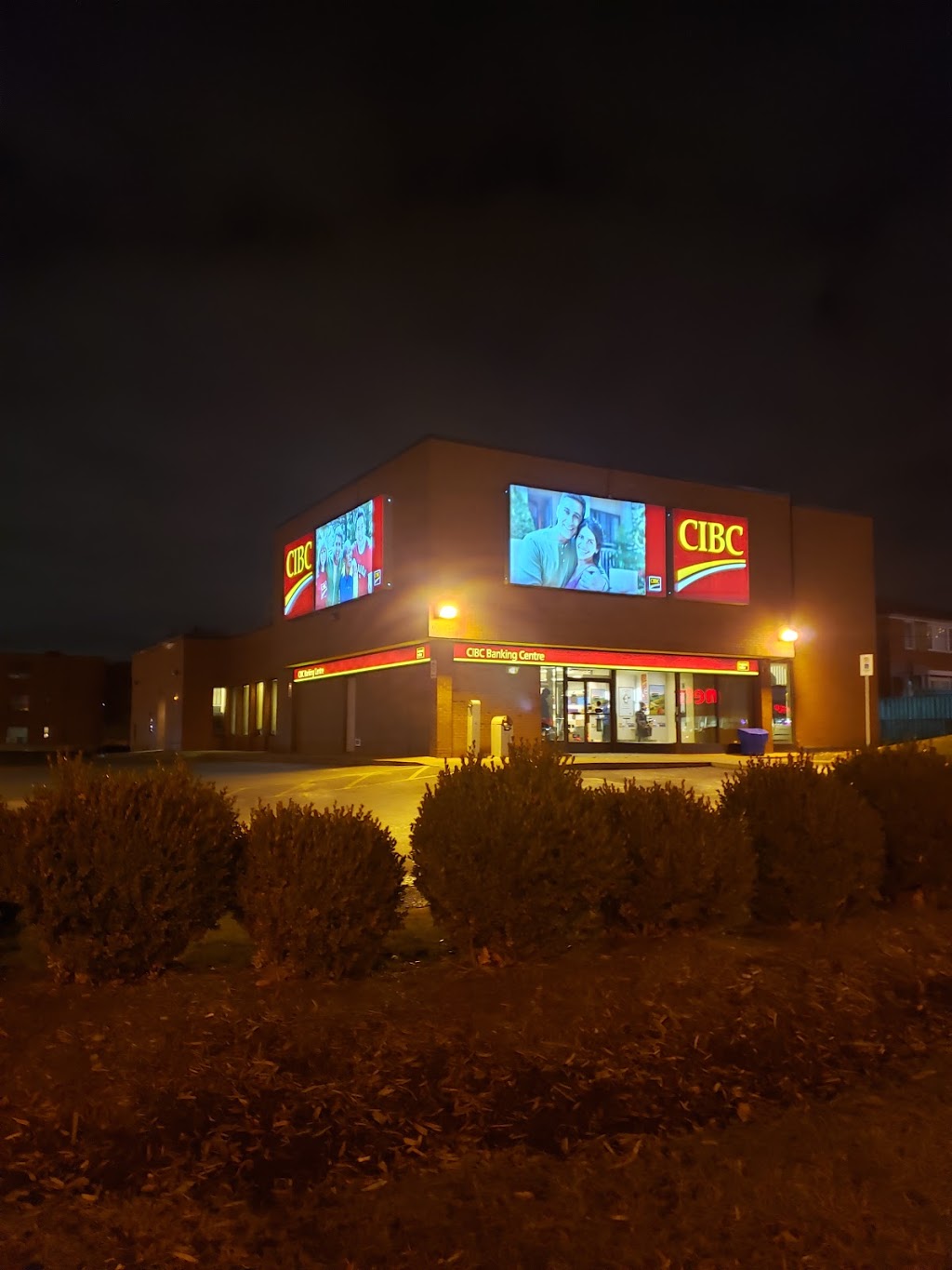 CIBC Branch with ATM | 1400 Lawrence Ave W, North York, ON M6L 1A7, Canada | Phone: (416) 235-2387