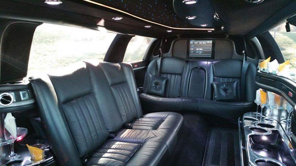 HR Limousine | 11091 86 Ave, Fort Saskatchewan, AB AB T8L 3T7, Canada | Phone: (780) 992-3199