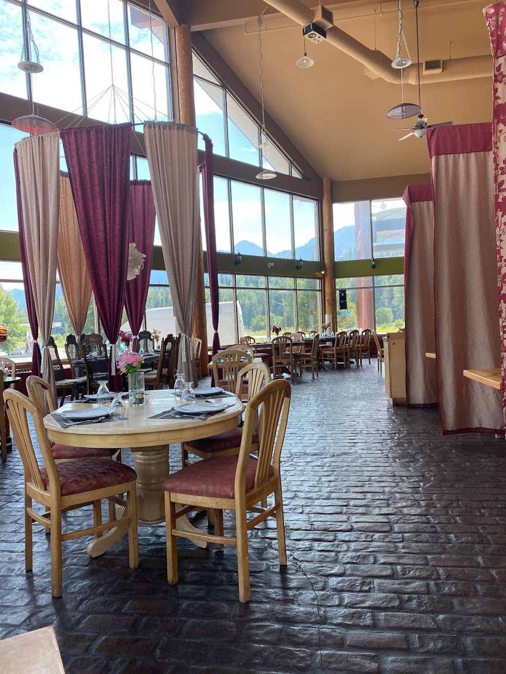 Tandoor & Grill Restaurant | 100 Riverside Way, Fernie, BC V0B 1M1, Canada | Phone: (778) 519-5134