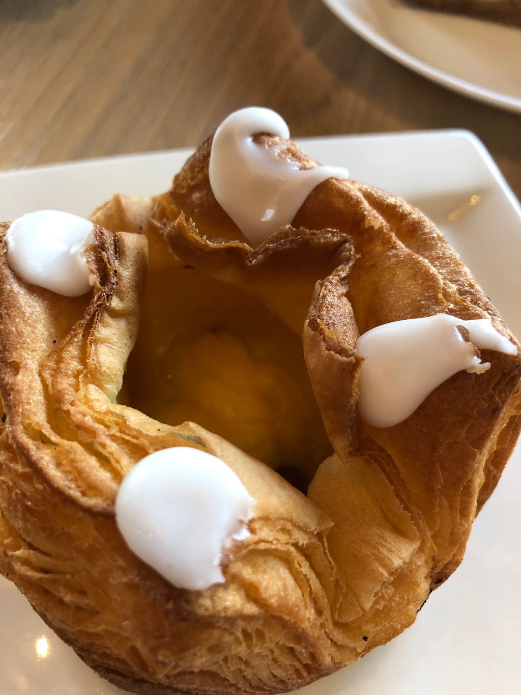 Danish Pastry House | 487 Cornwall Rd, Oakville, ON L6J 7S8, Canada | Phone: (905) 844-7777