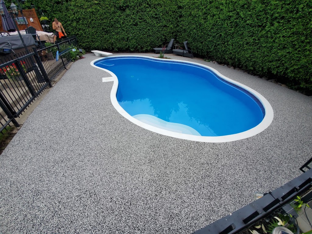 Les Surface RhinoRoc Surfacing Inc. | 3910 Saint-Charles Blvd suite 201-B, Pierrefonds, QC H9H 3C6, Canada | Phone: (877) 567-5520