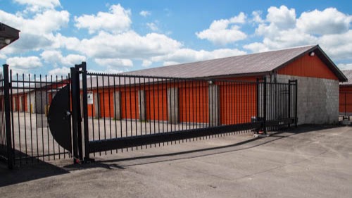 Vaultra Self-Storage - Orangeville | 10 Stewart Ct, Orangeville, ON L9W 3Z9, Canada | Phone: (519) 941-8810