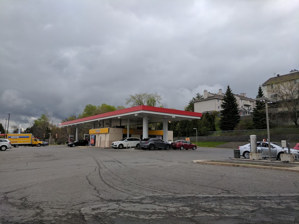 Esso | 1980 St Joseph Blvd, Orléans, ON K1C 1E4, Canada | Phone: (613) 837-5809