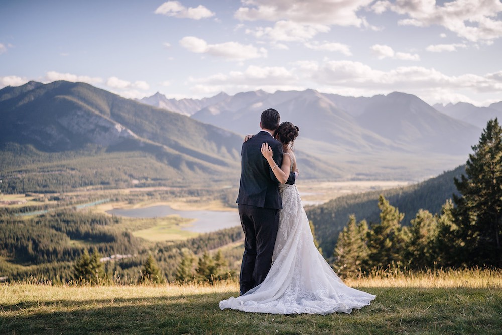 Mountainscape Weddings | 150 Eagle Crescent, Banff, AB T1L 1B1, Canada | Phone: (587) 200-8697