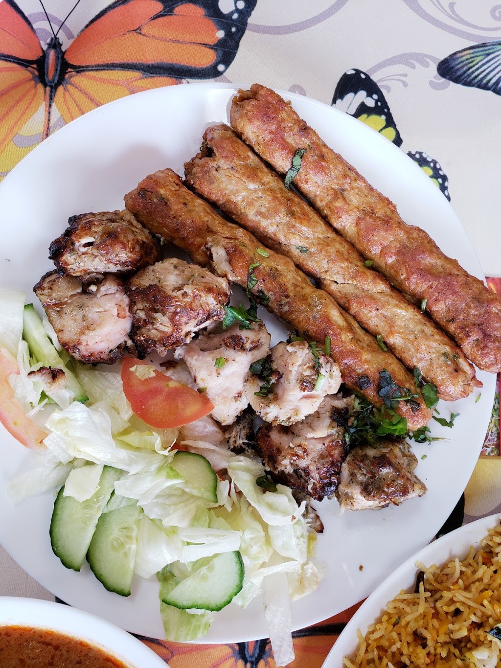 Lahore Kabab House | 3867 Lawrence Ave E, Scarborough, ON M1G 1R2, Canada | Phone: (416) 289-8800