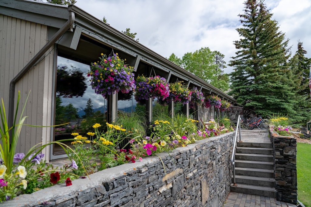 Tunnel Mountain Resort | 502 Tunnel Mountain Rd, Banff, AB T1L 1H8, Canada | Phone: (403) 762-4515