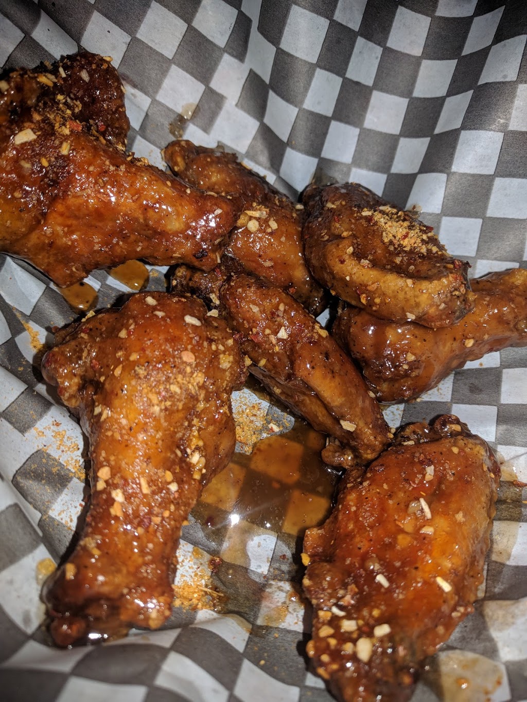 House of Wings | 2501 Third Line, Oakville, ON L6M 5A9, Canada | Phone: (905) 847-8177