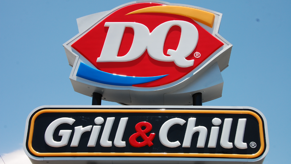 Dairy Queen | 1260 Lynn Valley Rd, North Vancouver, BC V7J 2A3, Canada | Phone: (604) 985-6812