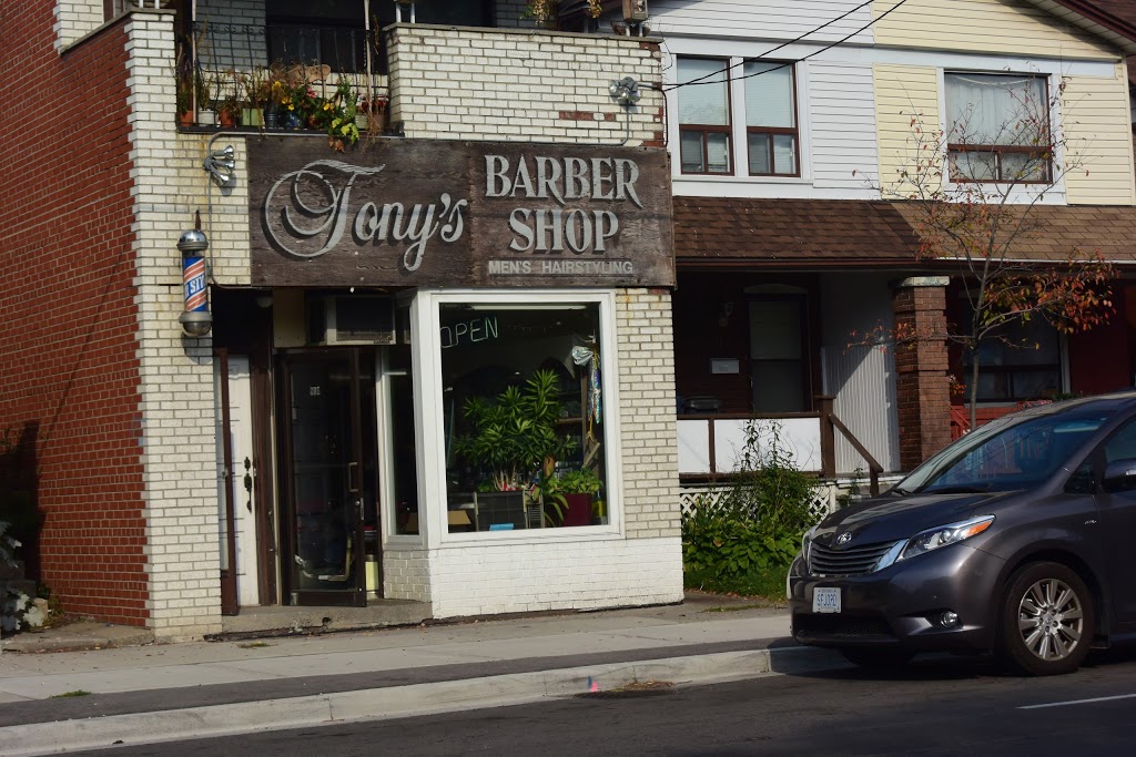 Tonys Barber Shop | 910 Broadview Ave, Toronto, ON M4K 2R1, Canada | Phone: (416) 463-1027