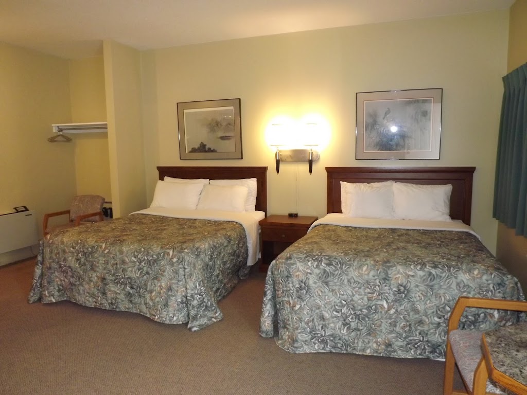 Spanish Villa Resort | 890 Lakeshore Dr W, Penticton, BC V2A 1C1, Canada | Phone: (800) 552-9199