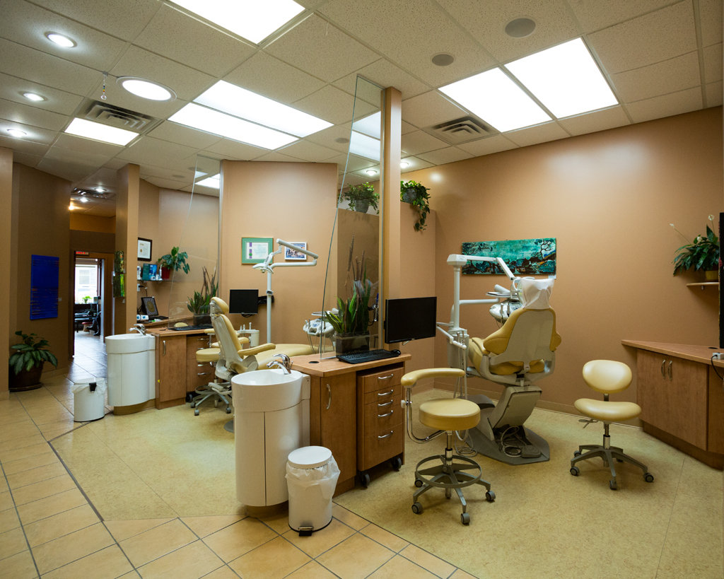 Smilez Dentistry | 525 McNeely Ave #2, Carleton Place, ON K7C 0A8, Canada | Phone: (613) 257-5100