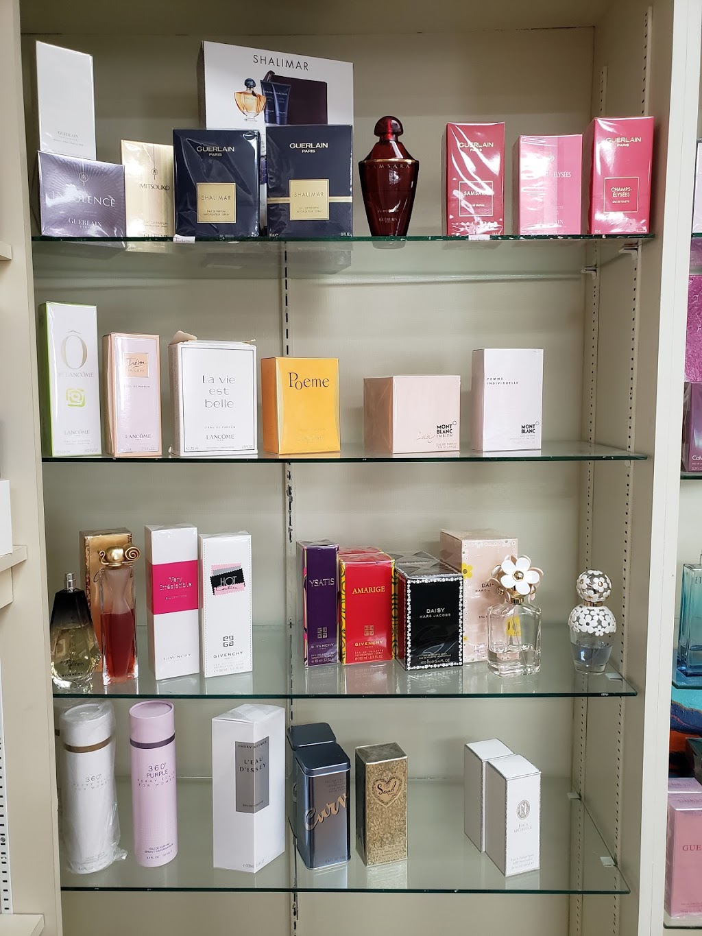 Perfume Factory | 393 York Rd, Niagara-on-the-Lake, ON L0S 1J0, Canada | Phone: (905) 685-6666