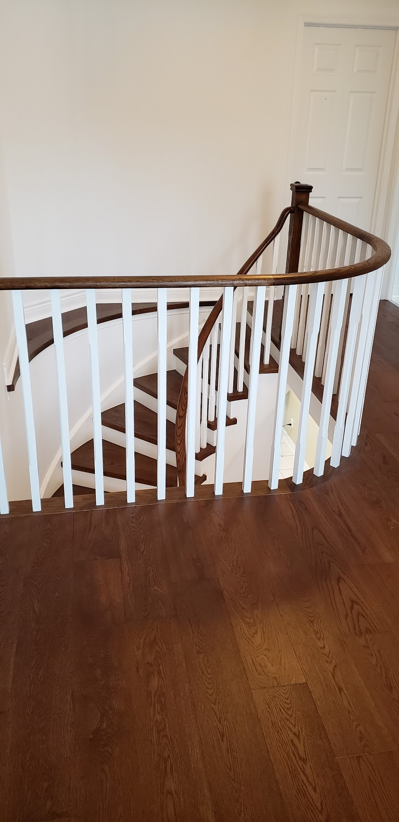 Tekman Flooring & Staircases | 2318 Eighth Line, Oakville, ON L6H 6S3, Canada | Phone: (416) 786-8114