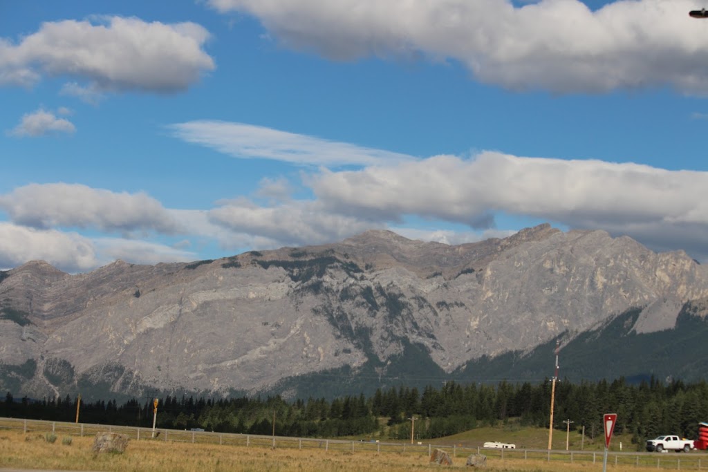 Canadian Rockies Rafting | Stoney 142, 143, 144, AB T0L, Canada | Phone: (403) 678-6635