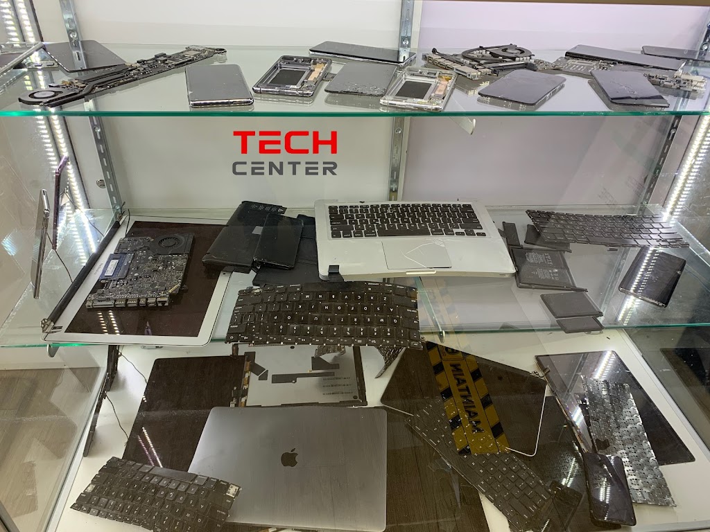 TECH CENTER Phone Repair & MacBook Repair | 6020 Hurontario St, Mississauga, ON L5R 4B3, Canada | Phone: (647) 962-3436