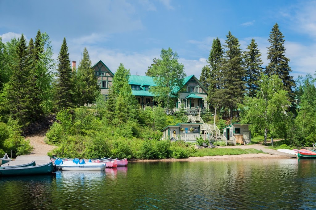 Seigneurie Du Triton - Pourvoirie | 1893 Chemin du Triton, Lac-Édouard, QC G0X 3N0, Canada | Phone: (877) 393-0557