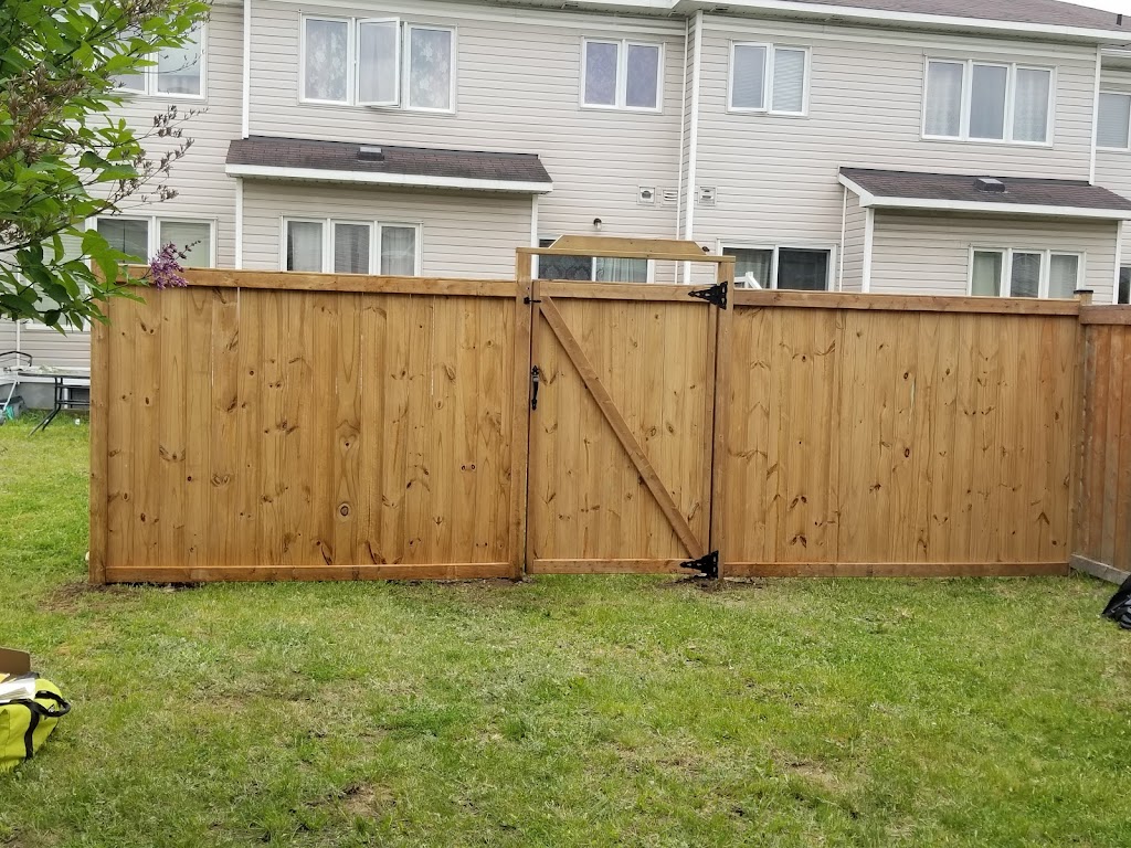 Ottawa Fence Guys | 1957 Jasmine Crescent, Gloucester, ON K1J 7Z4, Canada | Phone: (613) 600-4434