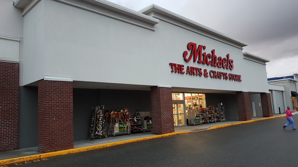 Michaels | 19800 Lougheed Hwy Unit 403, Pitt Meadows, BC V3Y 2W1, Canada | Phone: (604) 465-5176