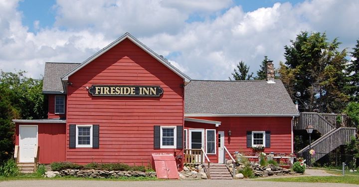 Marys Fireside Inn | 12133 Vaughn St, East Concord, NY 14055, USA | Phone: (716) 592-9979