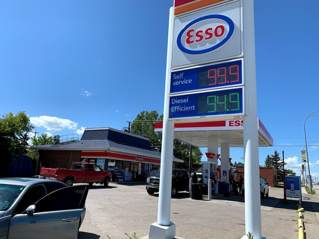 Esso | 2204 19 St, Nanton, AB T0L 1R0, Canada | Phone: (403) 646-3252