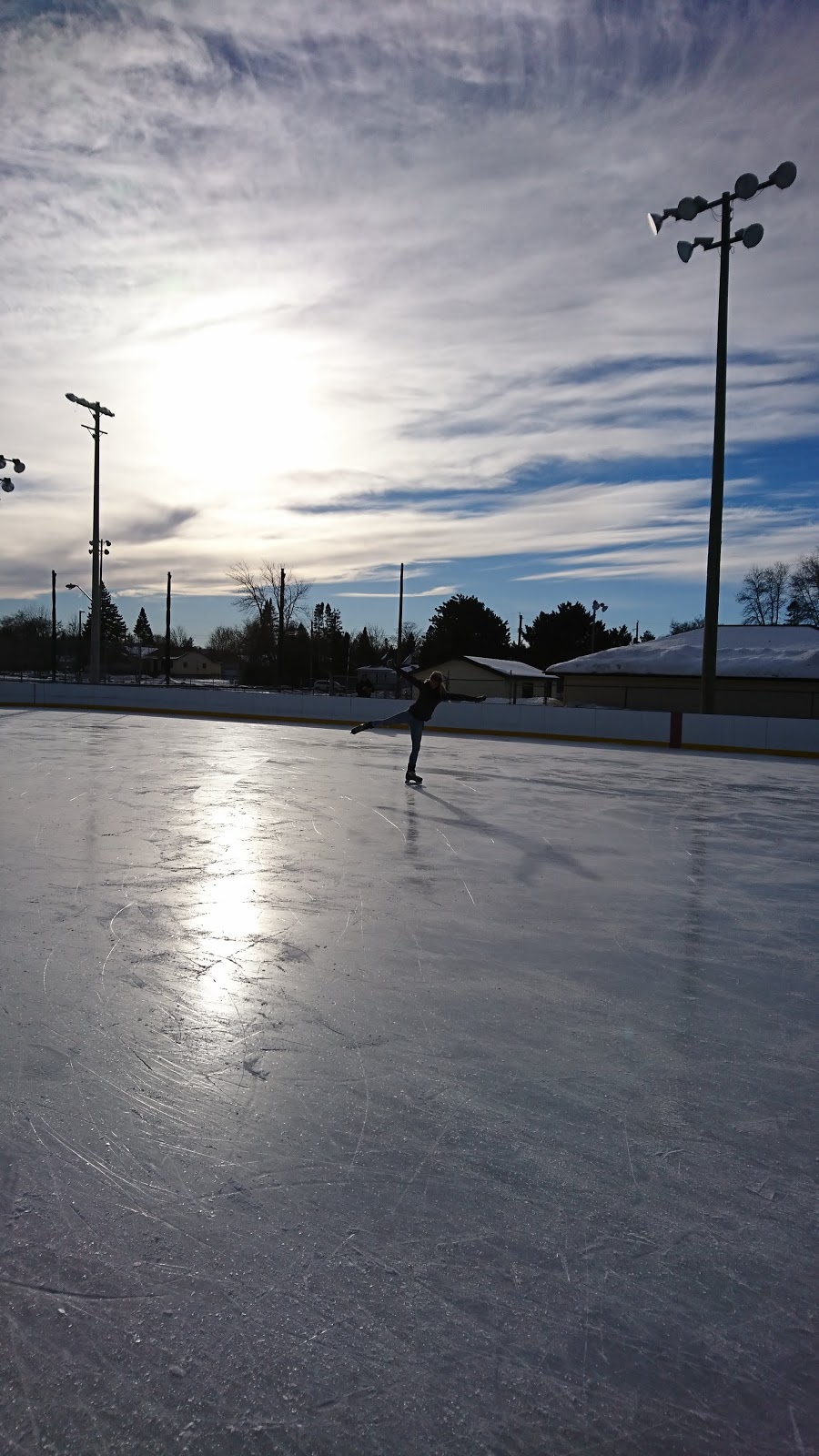 Collingwood Outdoor Rink | 200 Hume St, Collingwood, ON L9Y 1A1, Canada | Phone: (705) 444-2500 ext. 3382