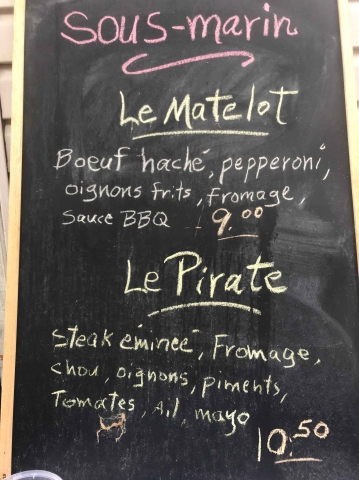 Le Pirate | 220 Rue Papineau, Papineauville, QC J0V 1R0, Canada | Phone: (506) 337-7036