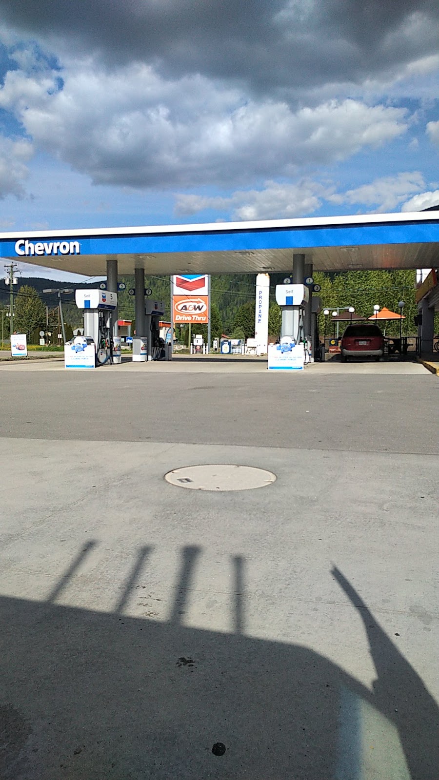 Chevron | 913 MacLean Macpherson Rd, Sicamous, BC V0E 2V0, Canada | Phone: (250) 836-3230