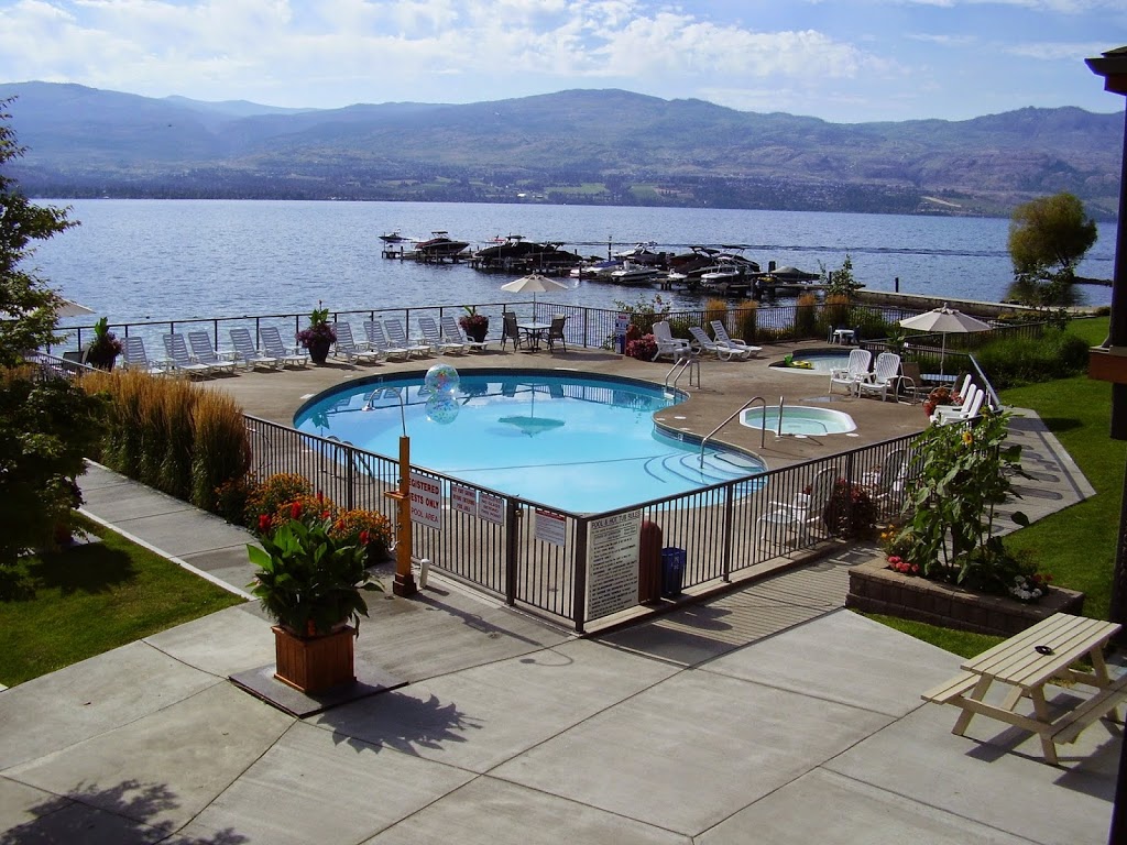 Casa Loma Lakeshore Resort | 2777 Casa Loma Rd, West Kelowna, BC V1Z 1T6, Canada | Phone: (800) 771-5253