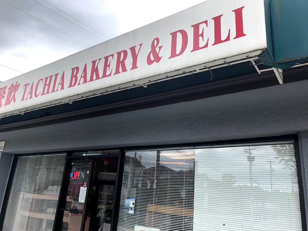 Tachia Bakery and Deli | 4111 Macdonald St, Vancouver, BC V6L 2P1, Canada | Phone: (604) 731-7766