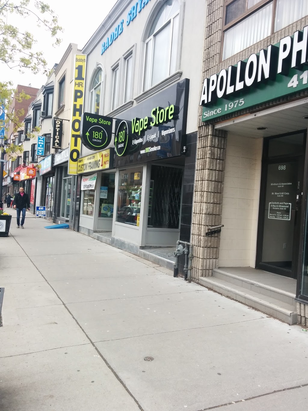 180 Smoke Vape Store | 696 Danforth Ave, Toronto, ON M4J 1L1, Canada | Phone: (416) 461-0333