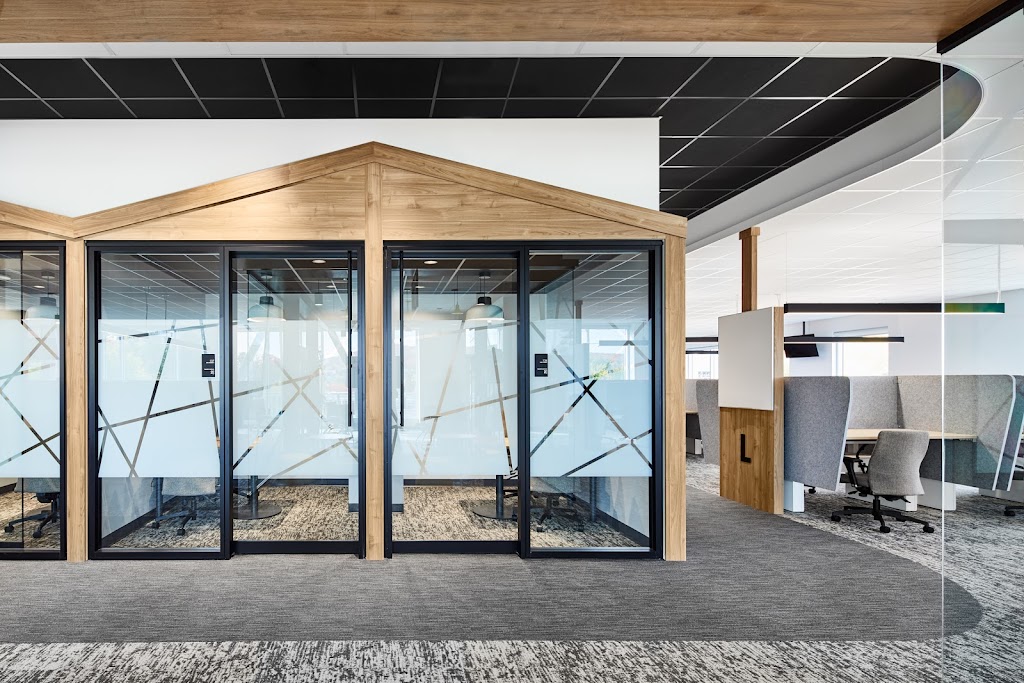 VAD | Designers despaces | 2400 Boul. le Corbusier, Laval, QC H7S 2H2, Canada | Phone: (514) 473-1135
