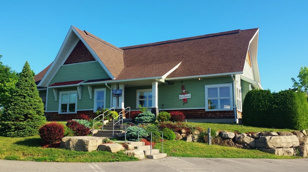 Centre de la Petite Enfance Fleur de Pommier | 11 Rue Valéri-Paquin, Saint-Joseph-du-Lac, QC J0N 1M0, Canada | Phone: (450) 623-1730