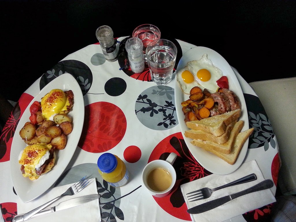 Cherries Breakfast Bistro | 4144 Wilkinson Rd #3, Victoria, BC V8Z 5A7, Canada | Phone: (250) 590-8879