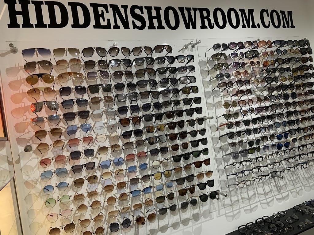 Hidden Showroom | 6395 Av. Papineau, Montréal, QC H2G 2X1, Canada | Phone: (514) 802-2222