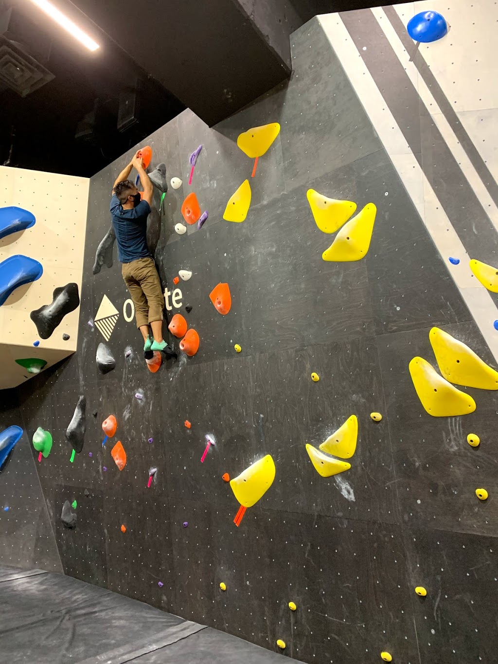 Basecamp Climbing Queen West | 186 Spadina Ave Unit 1A, Toronto, ON M5T 3B2, Canada | Phone: (416) 546-3941