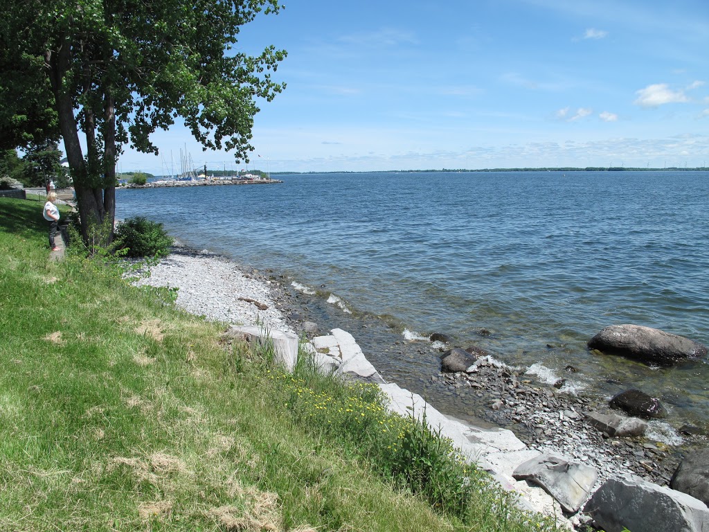 Recreation and park shelter | Kingston, ON K7L, Canada