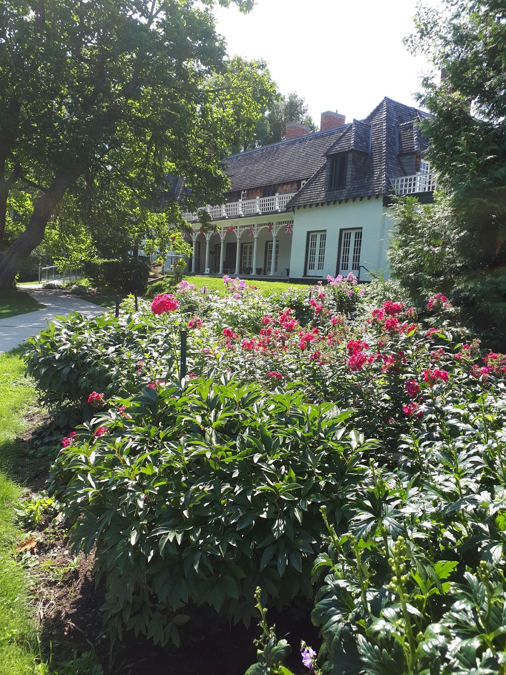 Leacock Museum National Historic Site | 50 Museum Dr, Orillia, ON L3V 7T9, Canada | Phone: (705) 329-1908