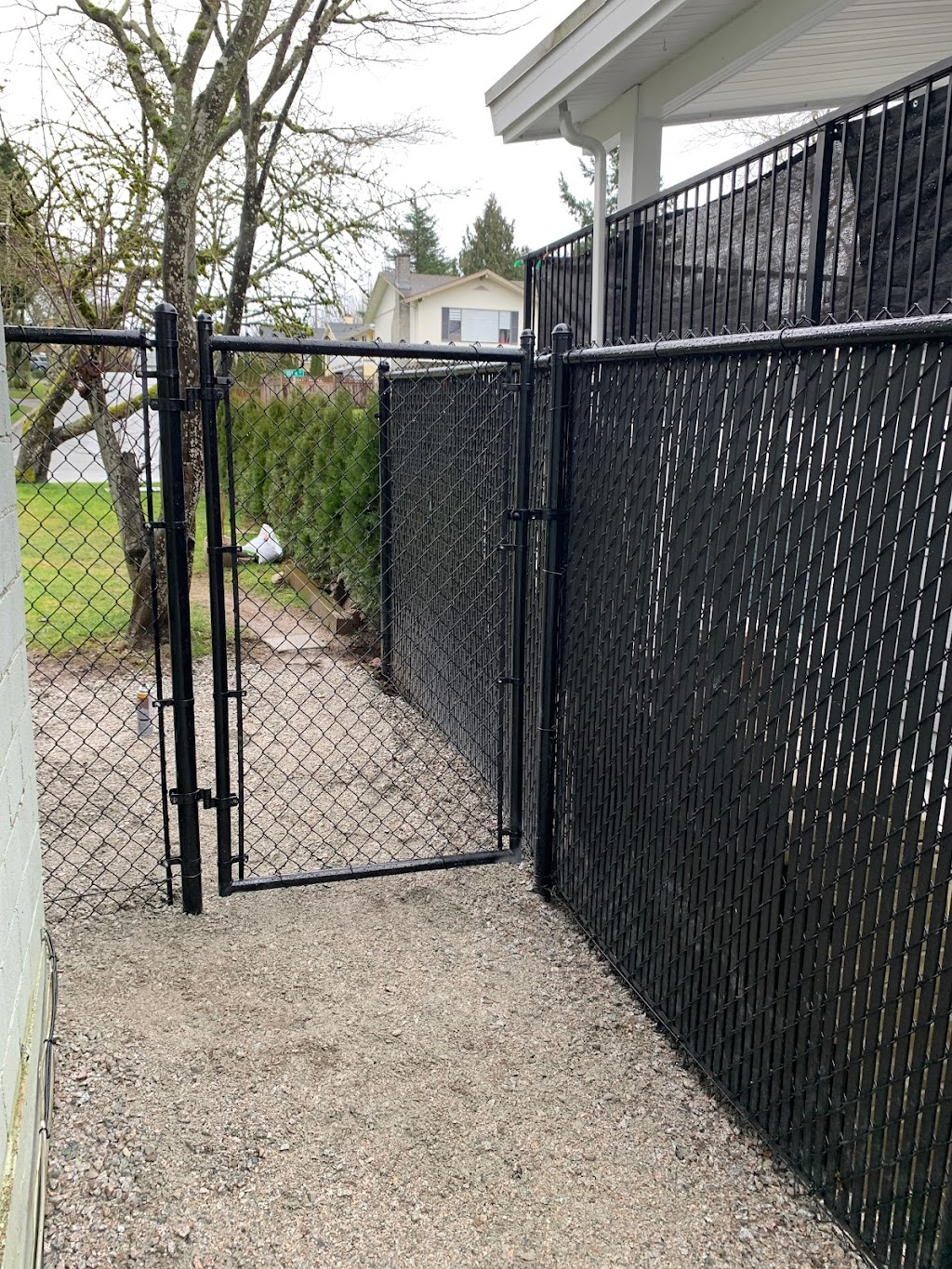 Whiskey Barrel Fencing and Gates | 8654 257a St, Langley Twp, BC V1M 3N4, Canada | Phone: (604) 724-7522